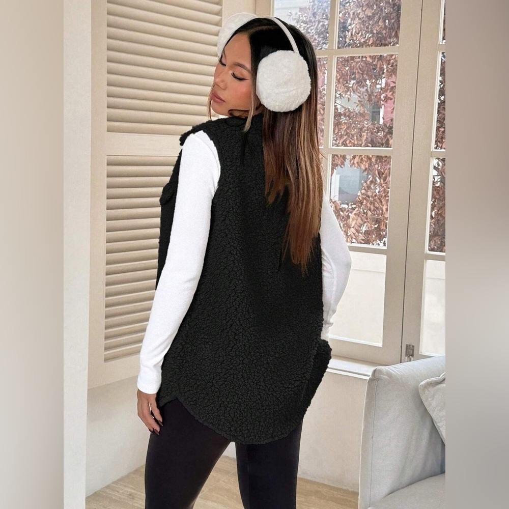 Button-Down Sherpa Fleece Vest Coat - Picture 15 of 15